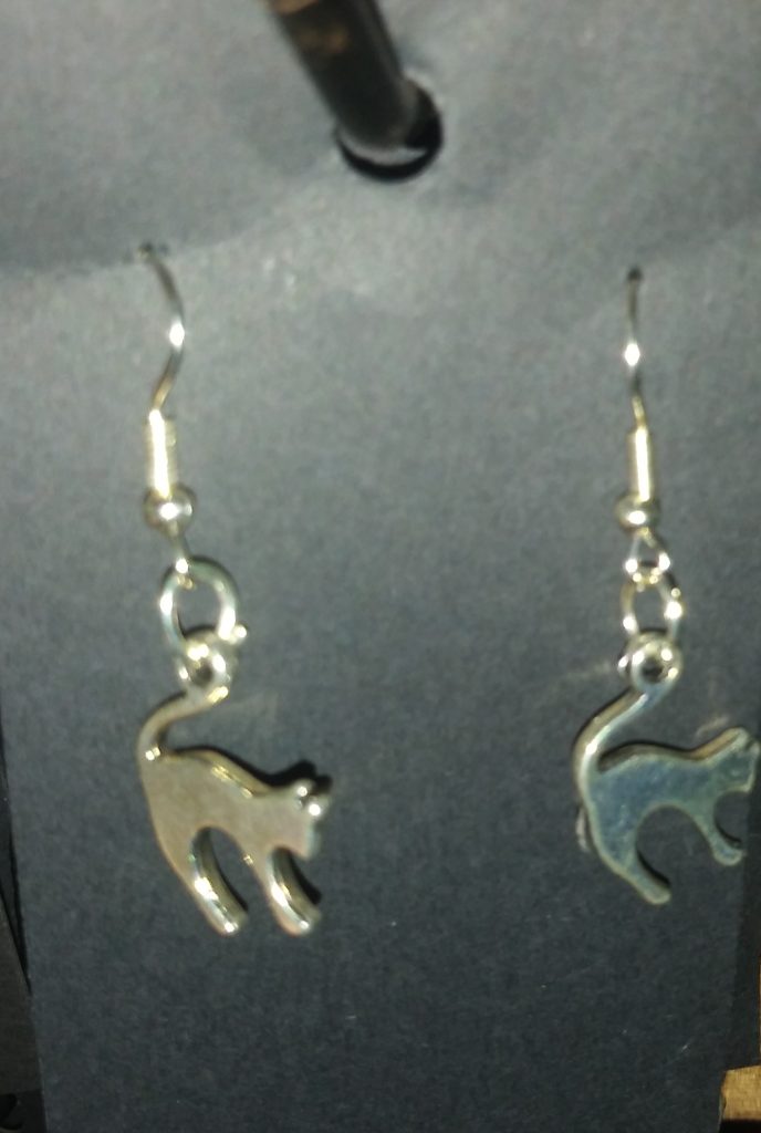 scaredy Cat Earrings
